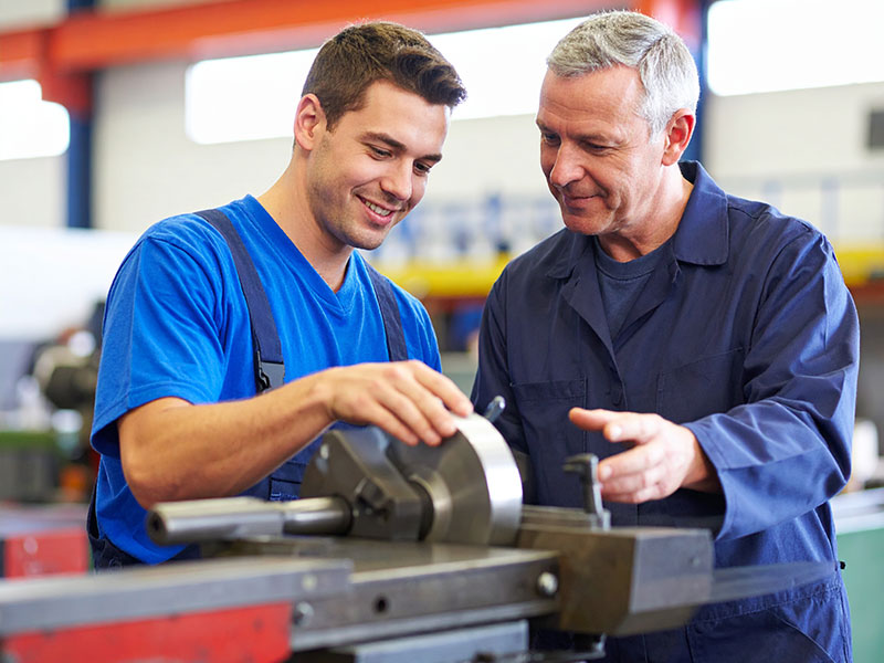 Berufsausbildung bei Hennecke Feinblechtechnik
