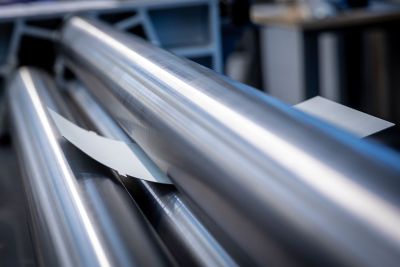 Bleche rund walzen bei Hennecke Feinblechtechnik