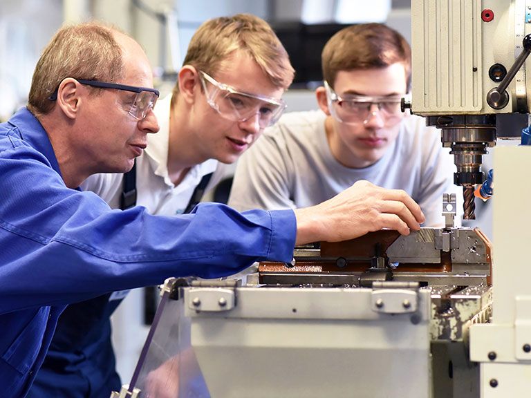 Ausbildung bei Hennecke Feinblechtechnik